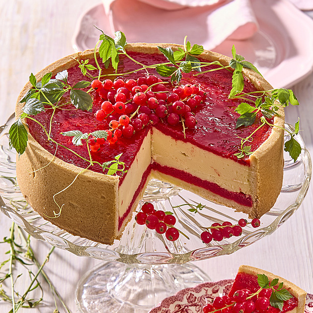 Rybízový cheesecake: Elegantní letní dort s dokonale vyváženou chutí