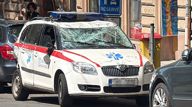 Řidiči „sanitky“ jsem zachránil život, v odbočovacím pruhu jsem nejel, tvrdí Turek