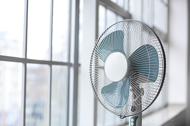 Heat Turns Treatment Into Suffering for Patients; Lawyer Urges Complaints