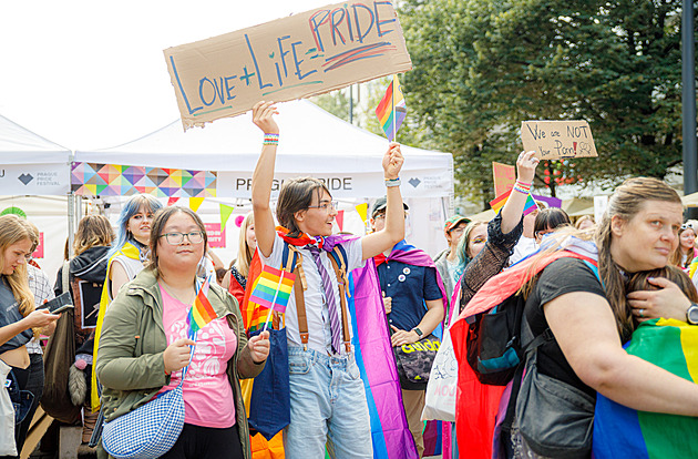 Za zvýšených bezpečnostních opatření začíná festival Prague Pride
