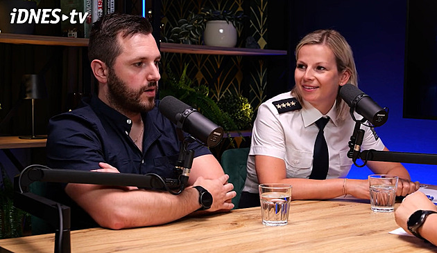 iDNES Lounge: Podvodníkům na internetu je jedno, jestli jste dělník, nebo lékař