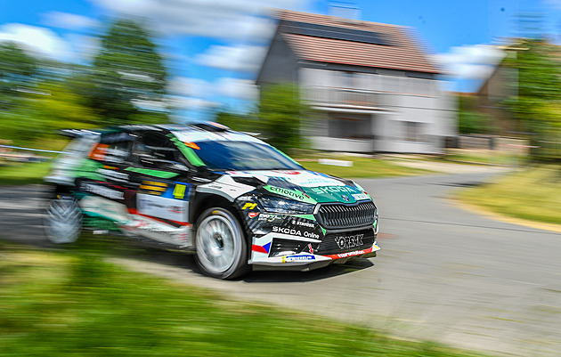 První etapu Bohemia rallye vyhrál Stříteský těsně před Marešem a Kopeckým