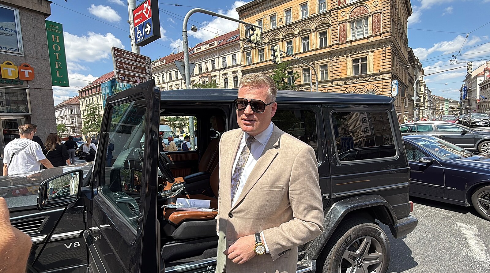Kdo může za trapas v Ankaře? A budou kvůli Turkovi chtít odejít Motoristé z vlády? | Názory
