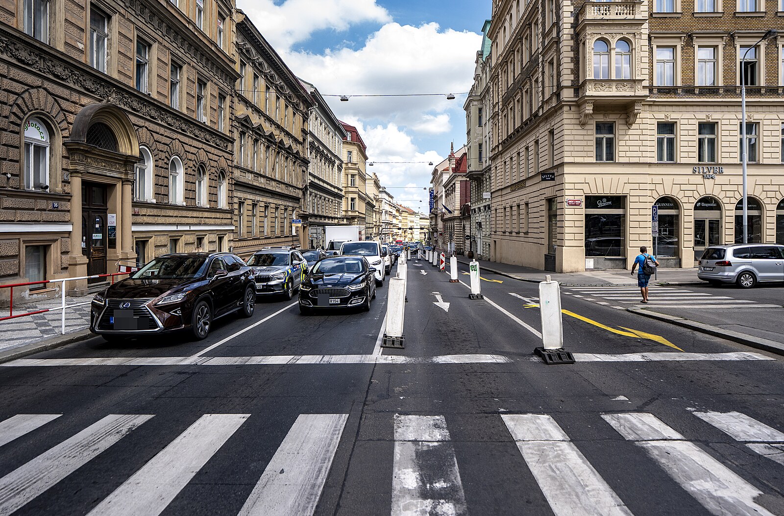 Odbočovací pruh byl při Turkově nehodě jasně označený, potvrdila policie