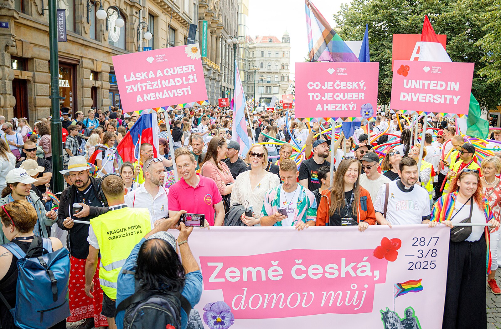Česko reaguje na tragédii v Berlíně. Prague Pride doprovodí rozsáhlá bezpečnostní opatření
