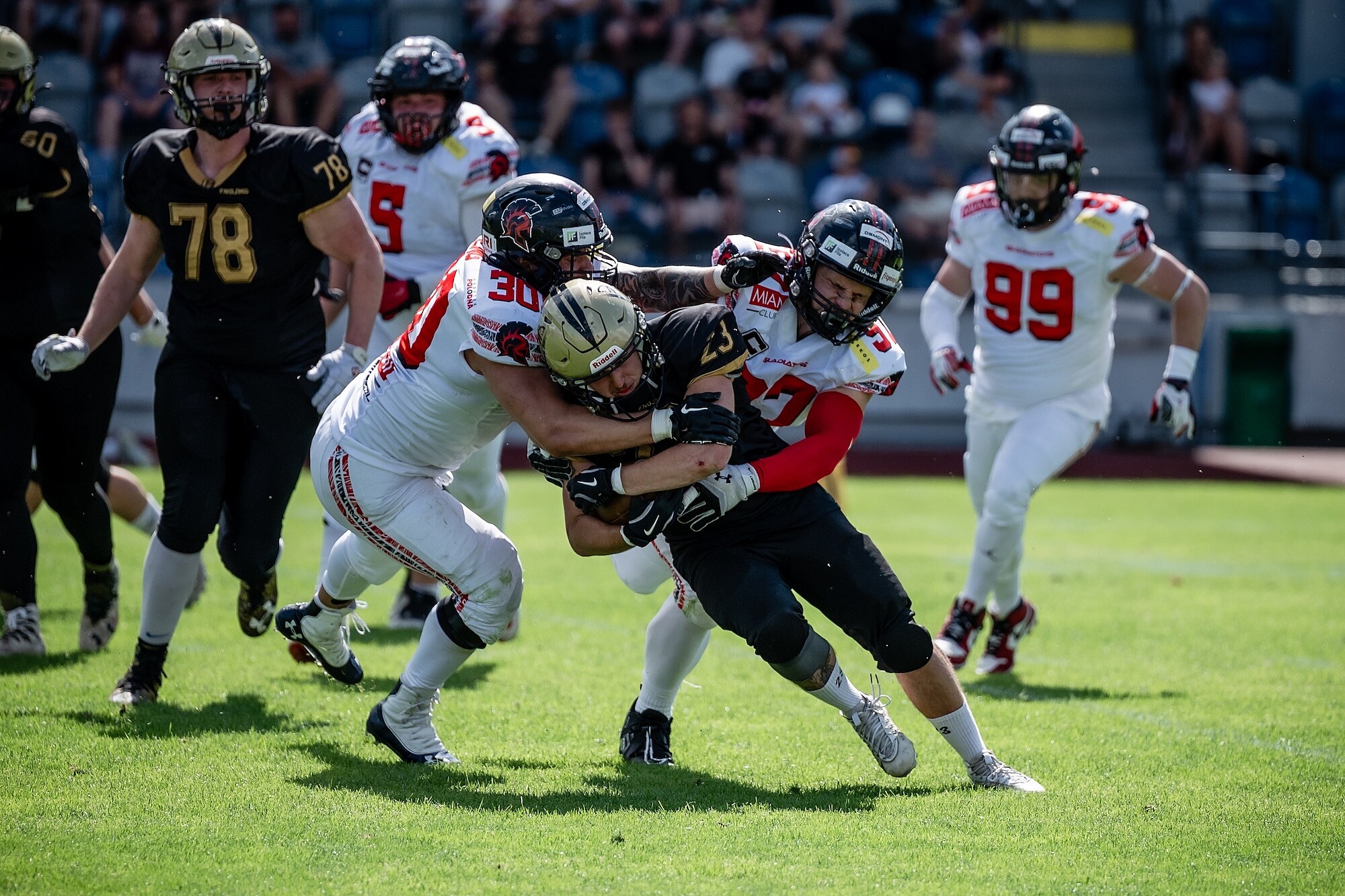 The pinnacle of the American football season: Nitra and Přerov to compete for the Czech Bowl title