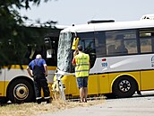 Na Znojemsku se st�etly dva autobusy, na míst� je 40 zran�ných. (18. �ervence...
