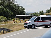 Na Znojemsku se st�etly dva autobusy, na míst� je 40 zran�ných. (18. �ervence...