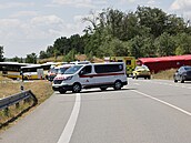 Na Znojemsku se st�etly dva autobusy, na míst� je 40 zran�ných. (18. �ervence...