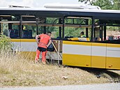 Na Znojemsku se st�etly dva autobusy, na míst� je 40 zran�ných. (18. �ervence...