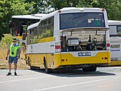 Na Znojemsku se st�etly dva autobusy, na míst� je 40 zran�ných. (18. �ervence...