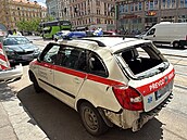 Filip Turek se v centru Prahy srazil s nemocni�ním autem. To skon�ilo na...