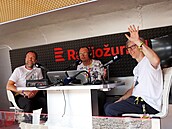 Tata Bojs p�i rozhovoru pro Radio�urnál - t�etí den festivalu Colours of...