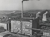 Pohled na budovu 34 po dokon�ení, ke kterému do�lo v roce 1955.