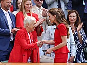 Martina Navrátilová se zdraví s Catherine, princeznou z Walesu.