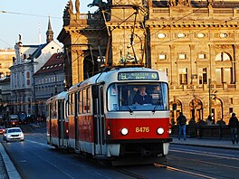Tramvaj na most� Legií (ilustra�ní snímek)
