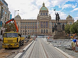 Stavba tramvajové trati na Václavském nám�stí a prom�na jeho okolí (stav...