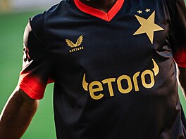 Nový venkovní dres pra�ské Slavie pro sezonu 2026/27 v akci.