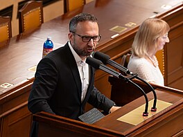 Jednání Poslanecké sn�movny. Elektronická evidence tr�eb. Na snímku Marian...