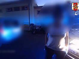 �Ned�lejte, ka�dej to d�lá.� �ena v Klá�terci nabízela policist�m úplatek