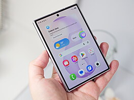 Samsung Galaxy Z Fold 8