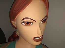 Lara Croft v �ivotní velikosti