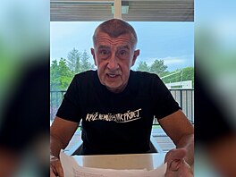 Premiér Andrej Babi�