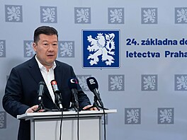 Tomio Okamura na vojenském leti�ti v Kbelích avizoval cíle své náv�t�vy �íny....