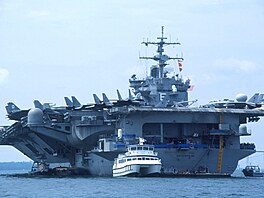 Letadlová lo� USS Enterprise (CVN 65)