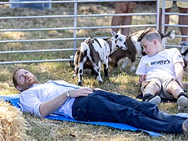 Princ Harry na kozí józe b�hem Scotty�s Summer Festival na zámku Maxstoke ve...