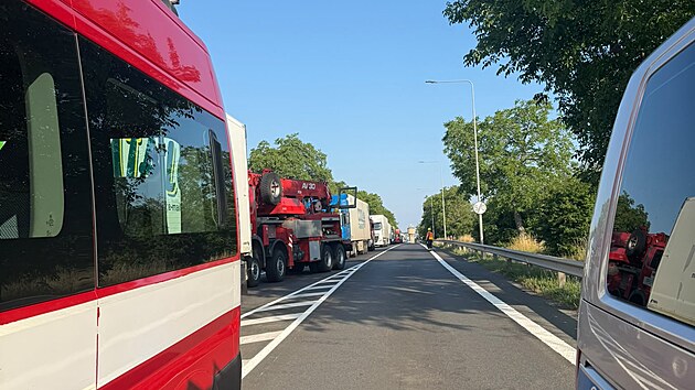 Na pomez� Bu�t�hradu a Lidic se srazily dva autobusy. (15. �ervence 2026)