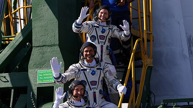 Z opraven�ho kosmodromu Bajkonur v Kazachst�nu �sp�n� odstartovala k Mezin�rodn� vesm�rn� stanici (ISS) s rusko-americkou pos�dkou rusk� vesm�rn� lo� Sojuz MS-29. (14. �ervence 2026)