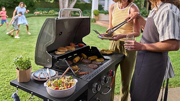Lidl zlevnil plynov� gril zna�ky Grillmeister se t�emi ho��ky Memphis. | Zdroj: Lidl.cz