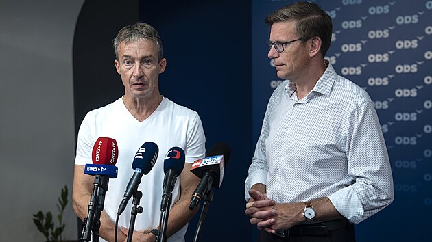 P�edseda Ob�ansk�ch demokrat� Martin Kupka a kandid�t na prim�tora Tom� Portl�k po jedn�n� v�konn� rady ODS (17. �ervence 2026).