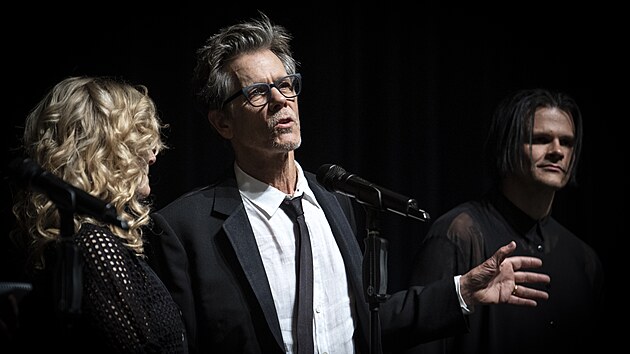 Kevin Bacon uv�d� sn�mek Rodinn� film (10. �ervence 2026).