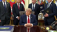 Dohoda je mo�ná, myslí si Trump o konfliktu s Íránem. P�esto dál úto�í