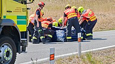 Na Znojemsku se st�etly dva autobusy, na míst� je 40 zran�ných. (18. �ervence...