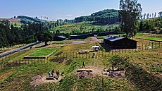 Archeologové ze Západo�eské univerzity v Plzni provádí výzkum poz�statk�...