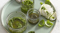 Bazalkové pesto