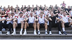 Vítání norského fotbalového týmu po MS v centru Osla