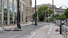 Stavba tramvajové trati na Václavském nám�stí a prom�na jeho okolí (stav...