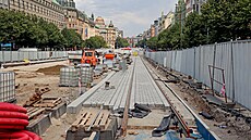 Stavba tramvajové trati na Václavském nám�stí a prom�na jeho okolí (stav...