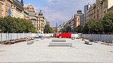 Stavba tramvajové trati na Václavském nám�stí a prom�na jeho okolí (stav...