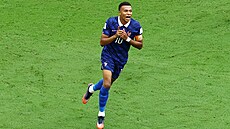 Francouzský úto�ník Kylian Mbappé slaví sv�j druhý gól proti Anglii v utkání o...