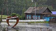 Ruskou Sverdlovskou oblast zasáhly ni�ivé záplavy. Oblast le�í na západ� Ruska...