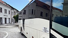 M�stskou hromadnou dopravu by v Chot�bo�i m�la zaji��ovat jedna linka.