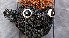 Výroba první pln� pohyblivé drátenické figurky Hurvínka trvala autorovi 83...