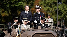 V Pa�í�i slaví dobytí Bastily. Na snímku francouzský prezident Emmanuel Macron...