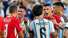 Argentinci se p�ou se �výcary, hodn� hlasitý je t�eba Granit Xhaka.