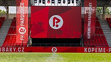 Nové logo FK Pardubice.